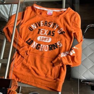 UNIVERSITY OF TEXAS AT AUSTIN sweatshirt